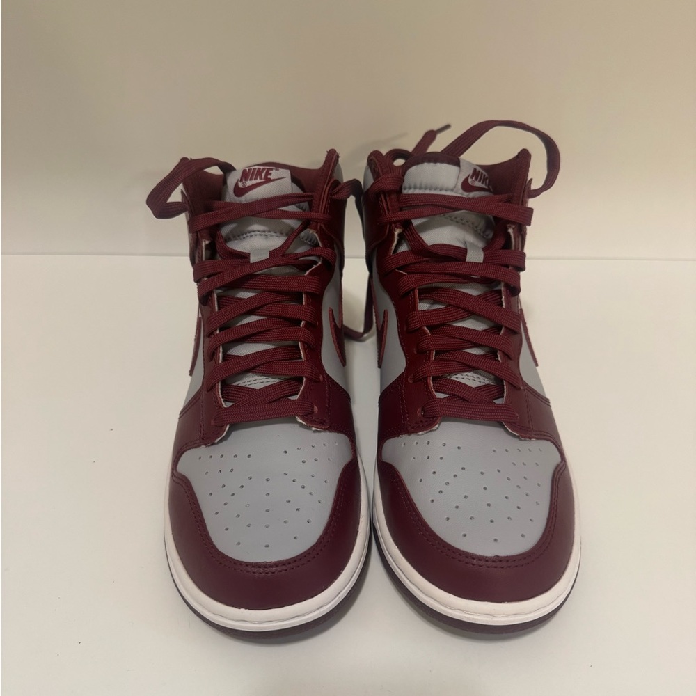 *NIB* NIKE DUNK HI RETRO DARK BEETROOT - M 7.5 / W 9 US - Picture 2 of 7